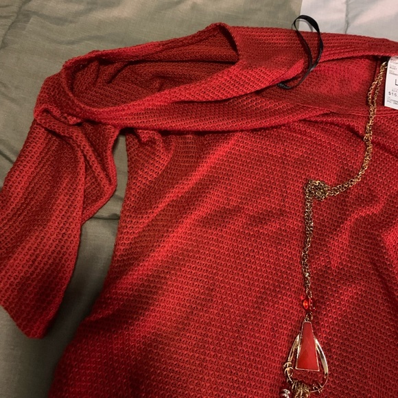 Sweater - Picture 3 of 3